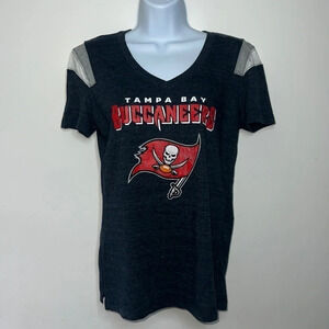 Small Tampa Bay Buccaneers Tee Shirt